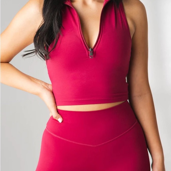Refine bra NWT quarter zip crop - Picture 1 of 8